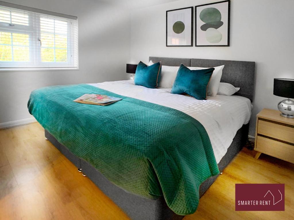 Wokingham - 2 Bed Modern House - Parking Διαμέρισμα Εξωτερικό φωτογραφία